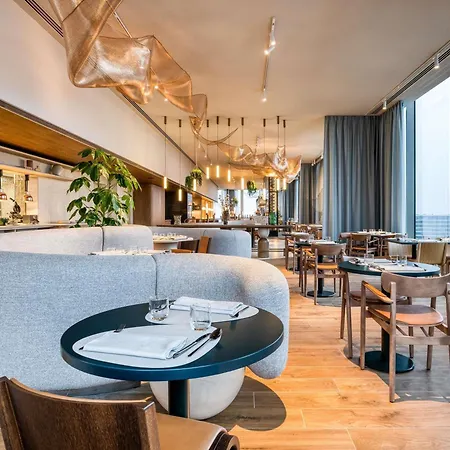 Moevenpick Hotel Brussels Airport-3